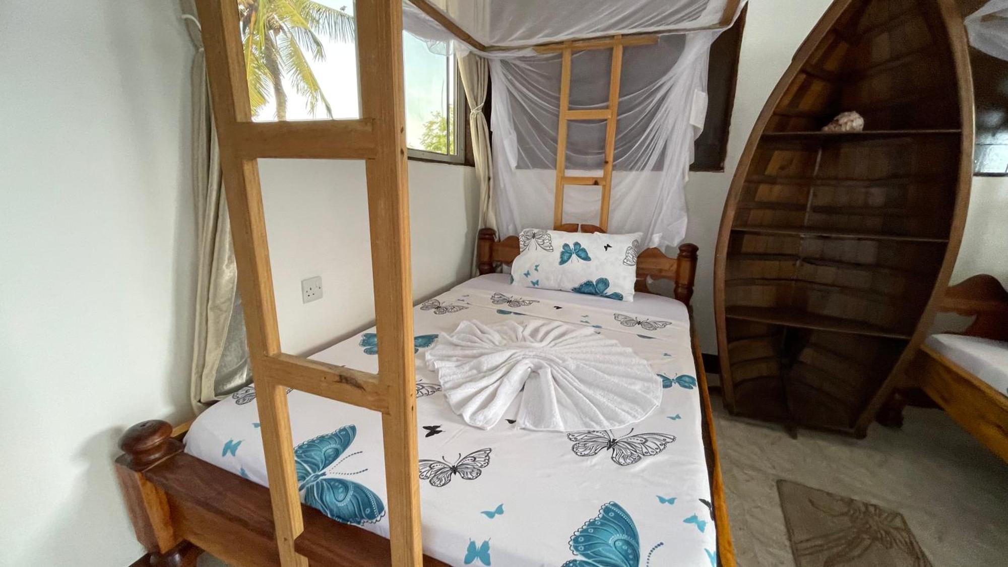 Aquarium Beach House Nungwi Exterior photo
